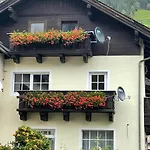 Goldene Zehn Dollach