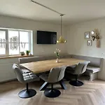 Goldene Zehn Dollach