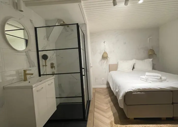 Goldene Zehn Apartament